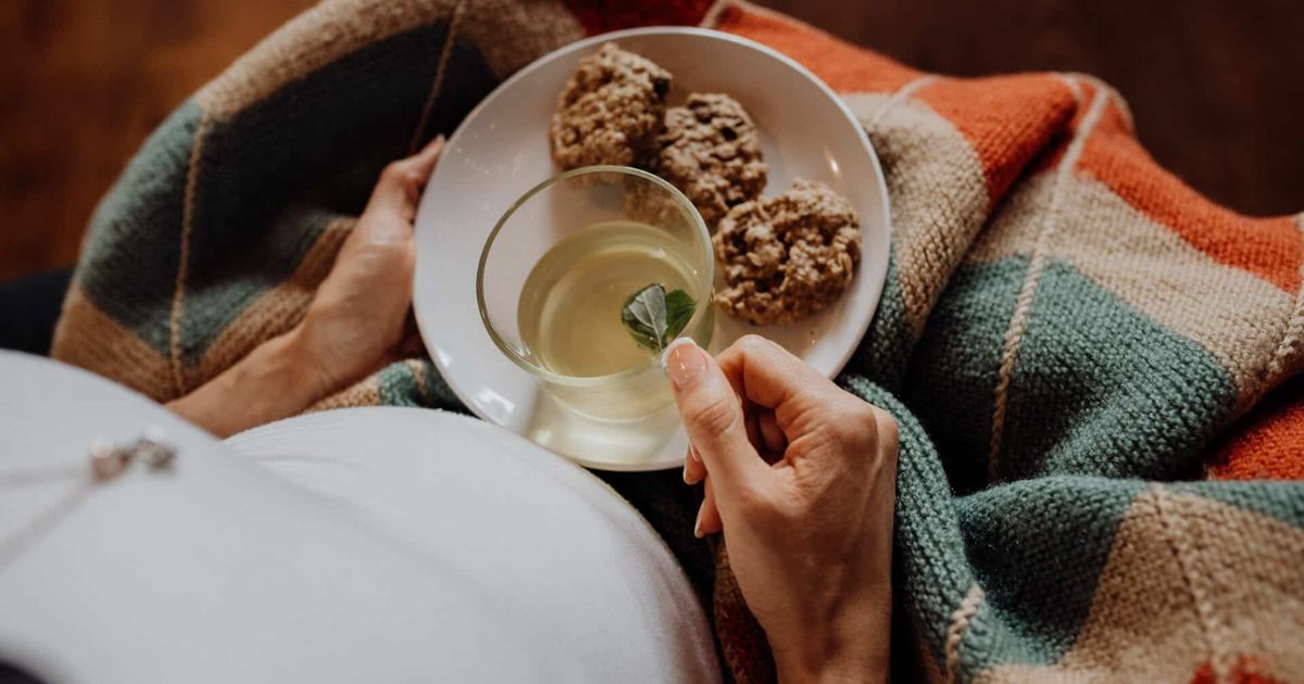 postpartum healing with ayurveda tea & meals